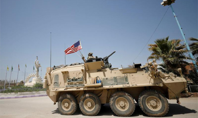 シリア北部アムダを走る米軍車両。（ロイター/資料写真）