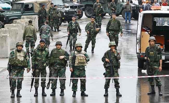 レバノン軍は20日、トリポリの北東にある町デイル・アンマルでアルカイダの有力幹部を逮捕したと発表した。（AP/ファイル）