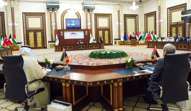 イラクのモハメド・シア・アル・スダニ首相は土曜日、バグダッドで運輸省代表者らとの会合に出席する。 （AFP）