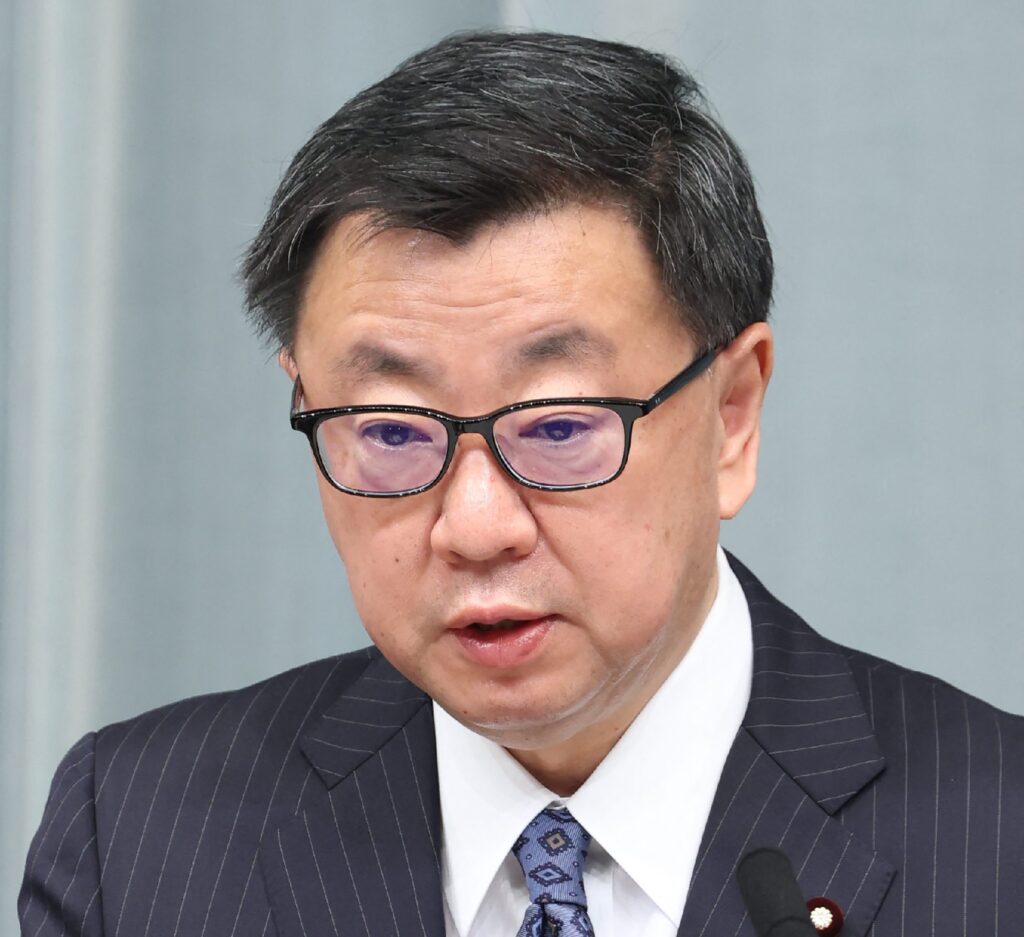 日本政府の松野官房長官は、ロシアが木曜日に示したベラルーシへの戦術核兵器配備の動きも非難した。（AFP）