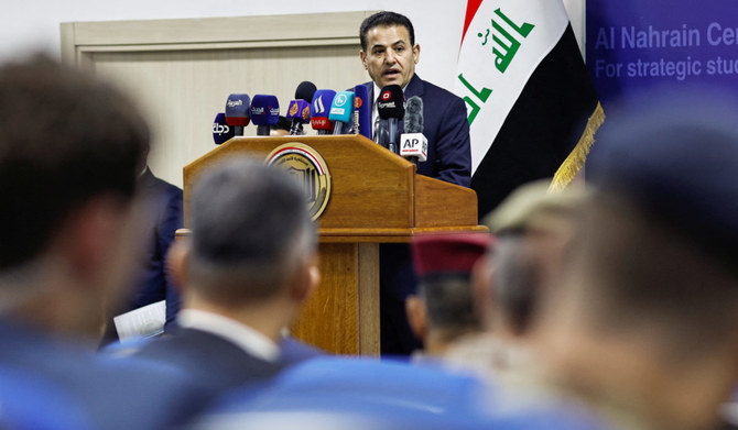 イラクのバグダッドで、ダーイシュ戦闘員の家族が住むシリアのアルホル・キャンプに関する会議に出席するイラクのカシム・アル・アラジ国家安全保障顧問（2023年6月12日）。（ロイター）