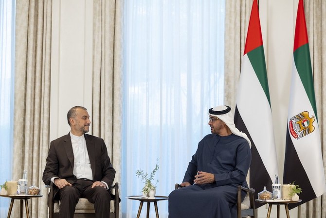 UAEのシェイク・ムハンマド・ビン・ザーイド・アール・ナヒヤーン大統領は22日、イランのホセイン・アミラブドラヒアン外相と会談した。（WAM）