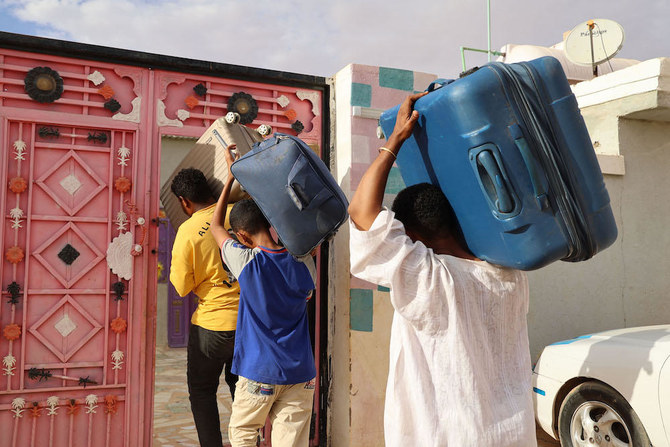 スーダン移民当局者によると、渡航書類を持たない12万人以上のスーダン人がワジ・ハルファ（上）とその周辺地域で足止めされている。（AFP）