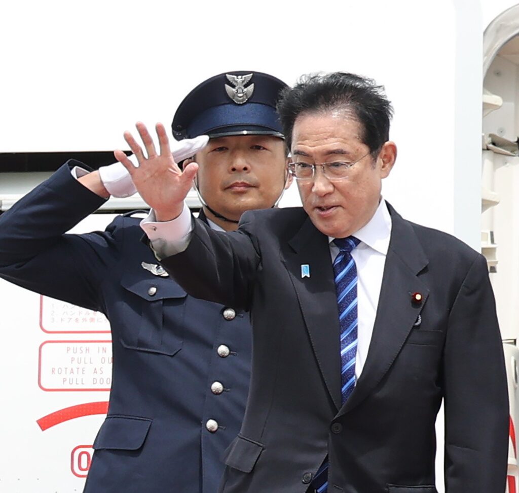 岸田文雄首相は火曜日から計3日間の日程でリトアニアとベルギーを訪問する。 （AFP）