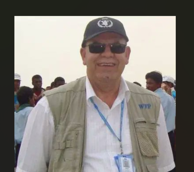 イエメン警察は22日、前日に世界食糧計画(WFP)の高官モアヤド・ハメイディ氏を殺害したとして容疑者2人を逮捕した。(ツイッター: @Mayyun_Ar)