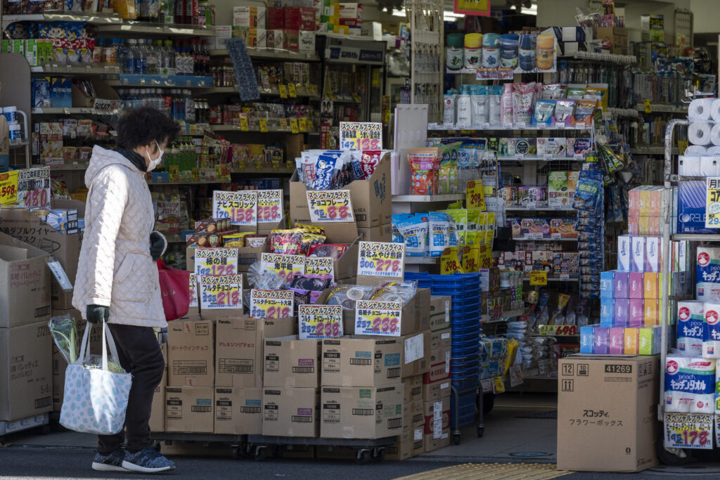 外需がけん引し、年換算の実質ＧＤＰ実額はコロナ禍前のピーク（１９年７～９月期）を上回り過去最高を記録。(AFP)