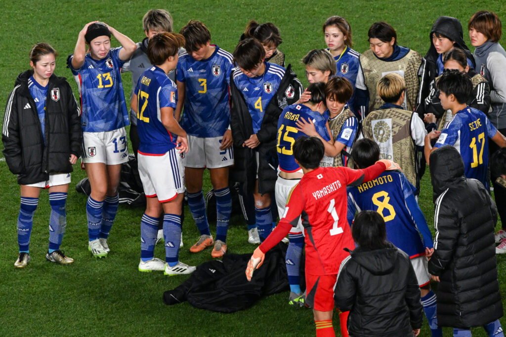 日本は女子ワールドカップでスウェーデンに2-1で敗れて大会を去る。（AFP）