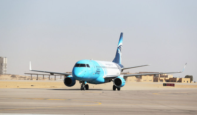 カイロ西部のスフィンクス新国際空港に着陸したエジプト航空エクスプレス機（2019年1月26日撮影）。（ロイター）