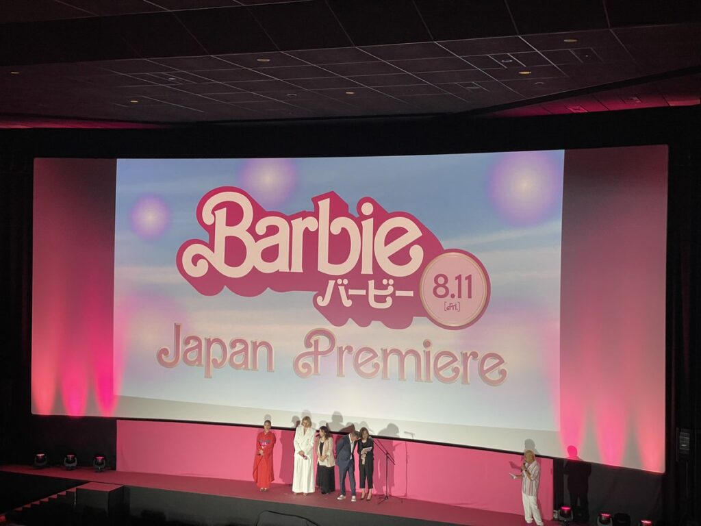 「バーベンハイマー」騒動を経て、映画『バービー』が11日に日本で劇場公開された。(Xアカウント @USAmbJapan )
