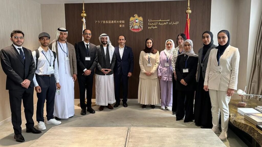 JICEインターンシップの参加者は、UAEのシハーブ・アフマド・アル・ファヒーム駐日大使を表敬訪問した。（Instagram/@jice_koho）