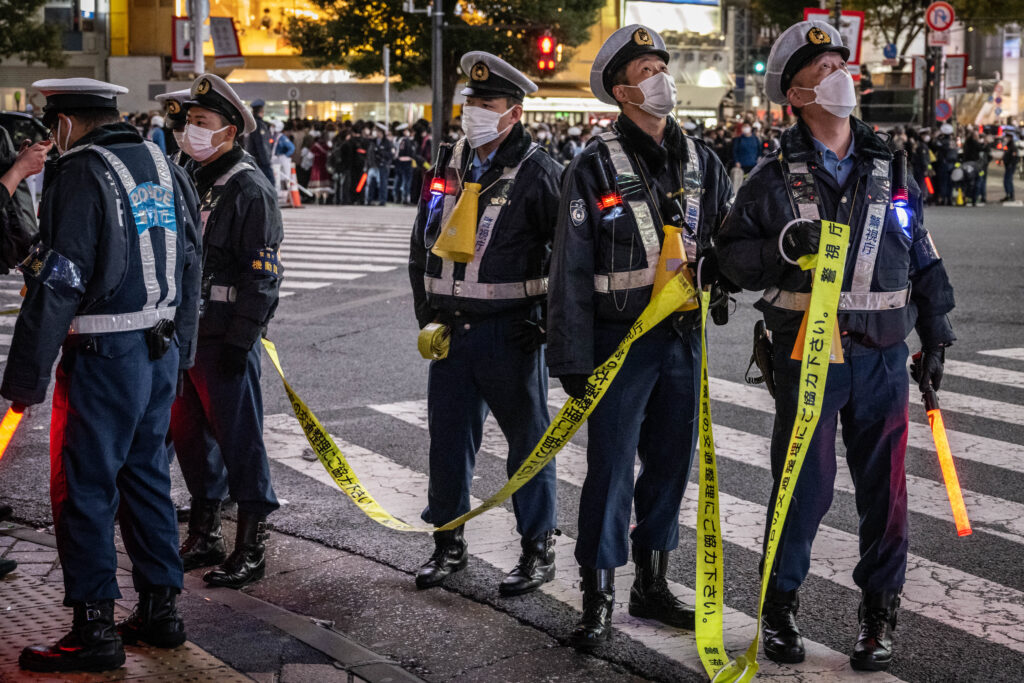 プノンペンでは日本人約２０人が地元警察に拘束された。 （AFP）