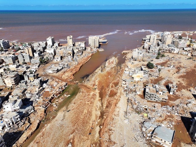 リビアのデルナで発生した洪水による被害地域の様子。2023年9月13日。写真はソーシャルメディアから。（ロイター）