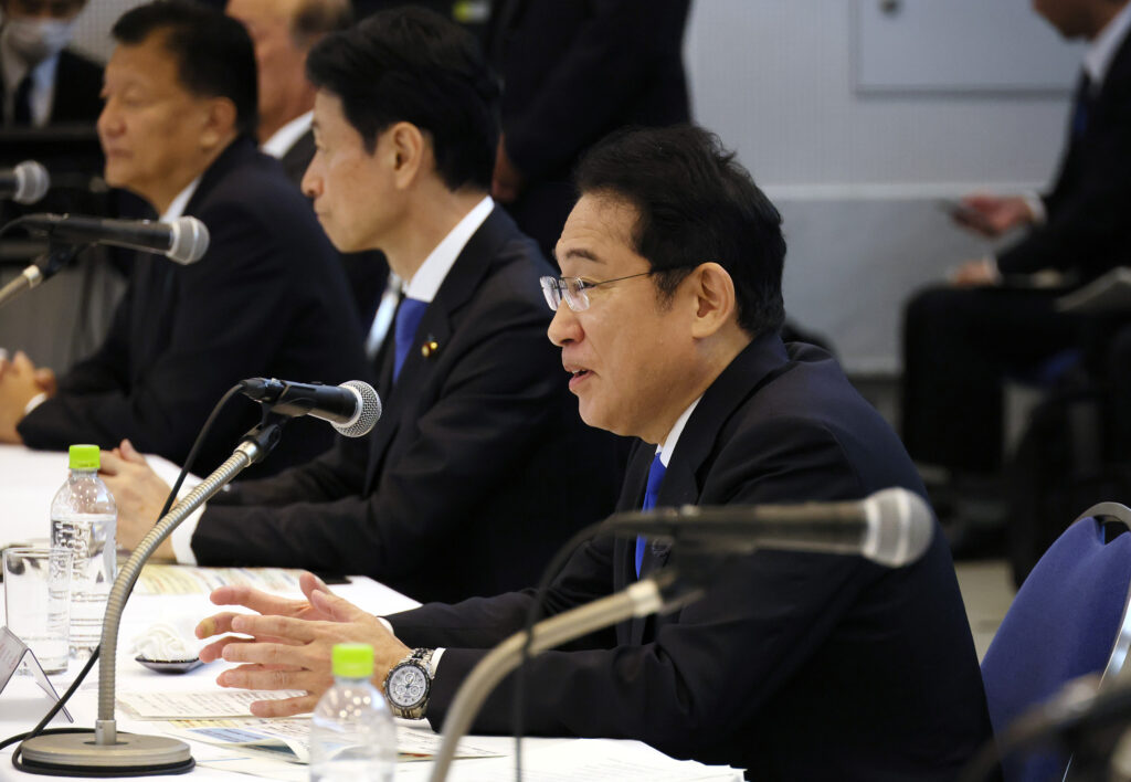 首相は「官民協力の下、全力で取り組んでいきたい」と述べ、投資促進などを進める考えを示した。(Prime Minster's Office of Japan)
