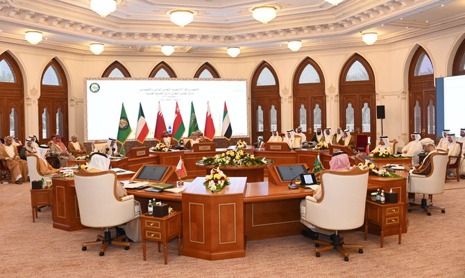 GCC金融経済協力委員会の第120回会合では、湾岸地域内での経済統合を加速し、強化することを目的としたいくつかの規則と決議が承認された。オマーン・ニュース・エージェンシー