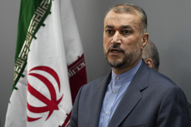 イランのホセイン・アミールアブドラヒアン外相は、国営テレビに対し、「抵抗戦線による先制攻撃が予期できる」と語った。(AP)