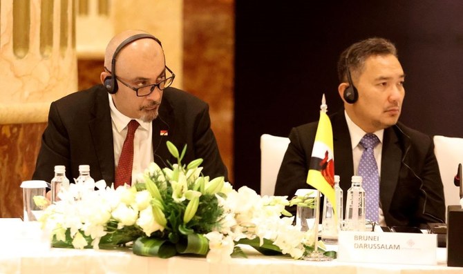 Gulf Research Centerが主催したこの会合には、GCCとASEANの代表者、経済界のメンバー、ジャーナリストが出席した。(AN Photo/Meshaal Al-Qadeer)