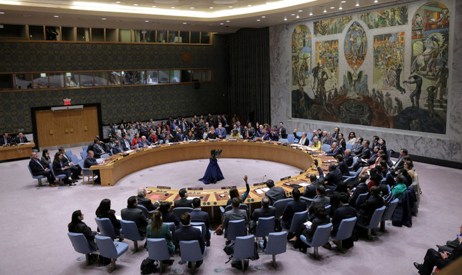 2023年10月16日、米ニューヨークの国連本部で行われた、国連安全保障理事会の会合でのイスラエルとハマスの衝突に関する決議案の採決の様子。（ロイター）