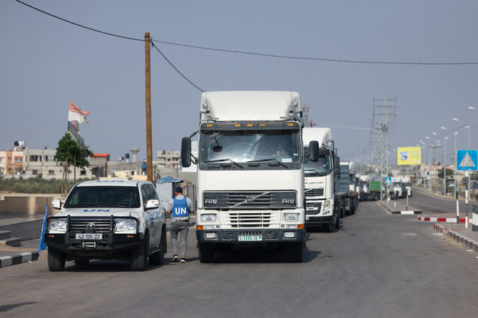 10月21日にエジプトとの国境にあるラファ検問所が再開されて以降ガザ地区に入った1,129台のトラックのうち、食料物資を積んでいたのは447台だけだった。（AFP）