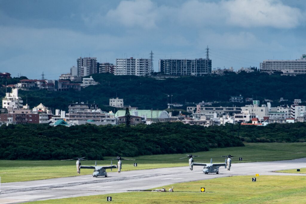 辺野古への土砂搬入は今月１４日で丸５年となり、南側は埋め立てがほぼ完了する一方、大浦湾側は手つかずのまま。(AFP)