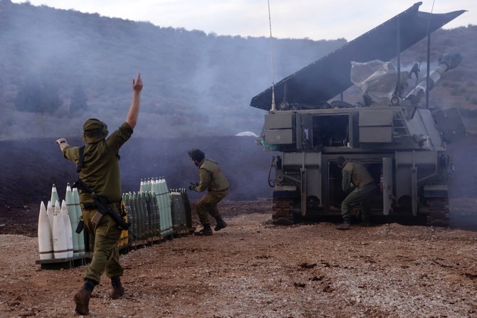 レバノンとイスラエルの国境では銃撃戦が激化している。（AFP）