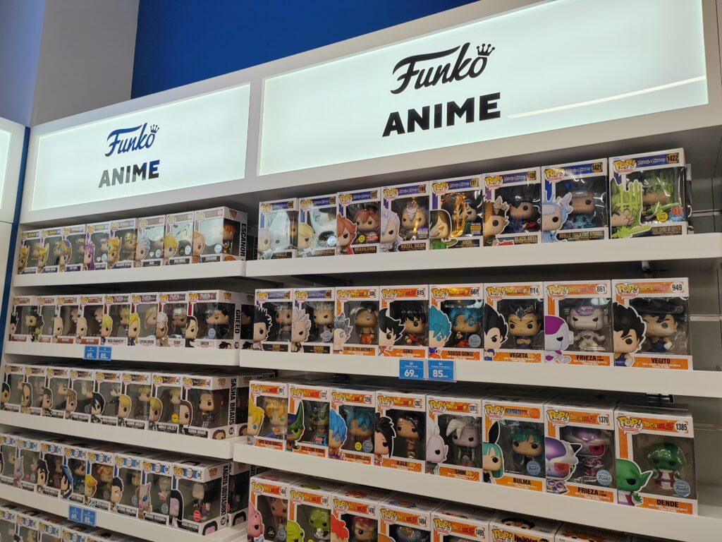 新店舗はドバイ・モールにあり、ファンコ・ポップの最新作を手に入れようと多くの興奮したファンが開店日に訪れた。(提供)