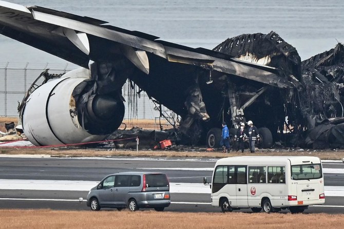 1月2日、羽田空港で海上保安庁の航空機が日本航空の旅客機と衝突し、5人が死亡した。(AFP)