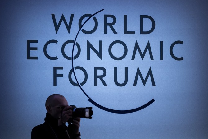 ダボスで開催された世界経済フォーラム（WEF）会合の1セッション（AFP）