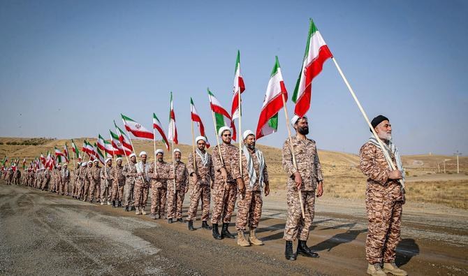 アラス北西部で軍事演習に参加するイラン兵士。(ファイル/AFP)