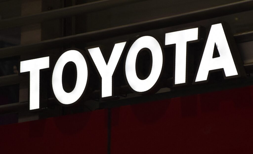 4工場は、トヨタ子会社「トヨタ車体」(愛知県刈谷市)の富士松工場(同市)、吉原工場(同県豊田市)、いなべ工場(三重県いなべ市)と、トヨタ車体傘下の「岐阜車体工業」(岐阜県各務原市)の本社工場。(AFP)