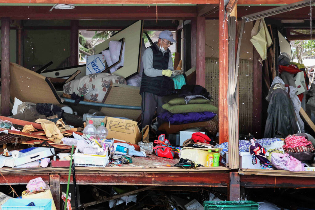 県は、これとは別に県内外に住まいを確保。(AFP)