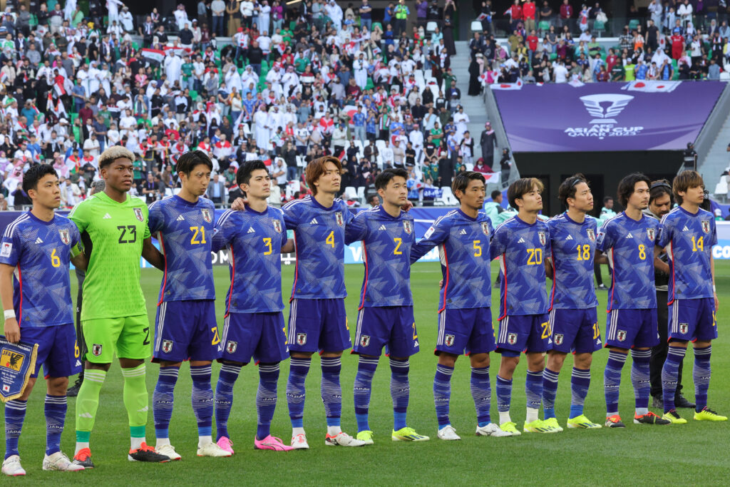 2-1で敗れた日本は、仮にグループリーグ最終試合のインドネシア戦で決勝トーナメント進出を決めたとしても、ベスト16で韓国と対戦する可能性がある。(AFP)