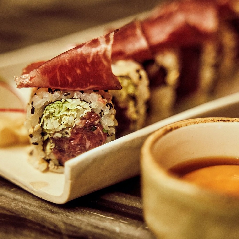 寿司やグリルにバーベキュー、伝統的リキュールから燻製料理まで、誰もがお気に入りを見つけられるだろう。（提供）