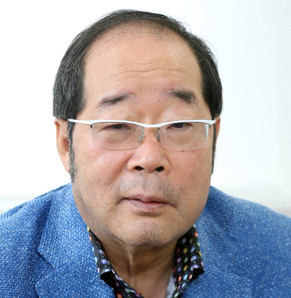 2019年3月7日撮影の写真は、日本の100円ショップのパイオニアであり、ダイソーチェーンの創業者である矢野博丈氏。億万長者の矢野氏は2024年2月12日、「心不全のため広島で80歳の生涯を閉じた」とダイソーは19日、声明で発表した。(写真:時事通信/AFP=時事)
