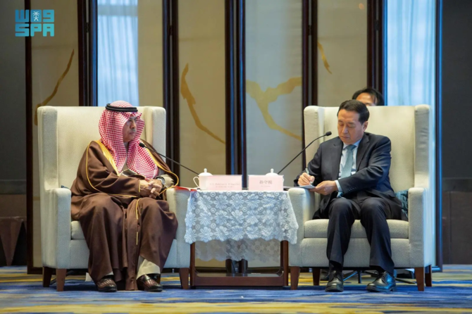 サウジアラビアの民間航空部門の幹部代表団が中国の航空機製造会社と経済区を訪問。（SPA）