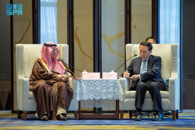 サウジアラビアの民間航空部門の幹部代表団が中国の航空機製造会社と経済区を訪問。(SPA)