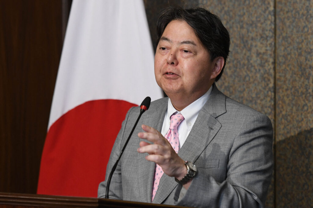 「岸田総理は金正恩総書記との首脳会談の実現に向け、交渉の場を設けたいと述べた」と、林芳正官房長官は16日の記者会見で語った。（AFP）