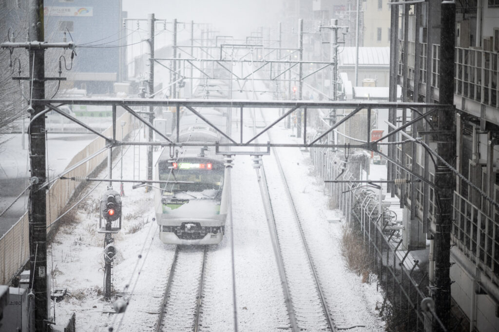 高速道路は首都高速や東名、新東名、中央道、関越道、東北道など、首都圏の大半の区間が通行止めとなった。(AFP)
