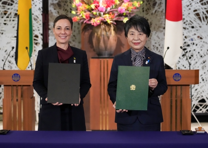 上川氏は「気候変動による影響を把握し、持続的な資源管理や水産・漁業開発を行えるよう後押ししていく」と述べた。(MOFA)