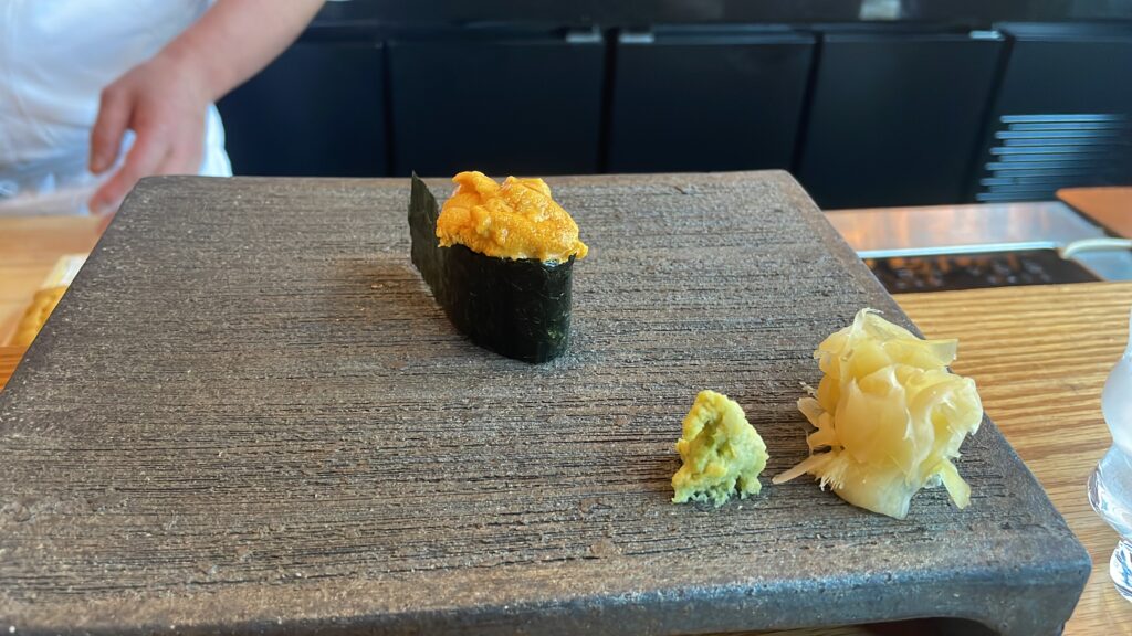日本各地の海の幸を中心に、伝統的な日本料理にスポットを当てたコラボレーションメニューとなっている。(ANJ）