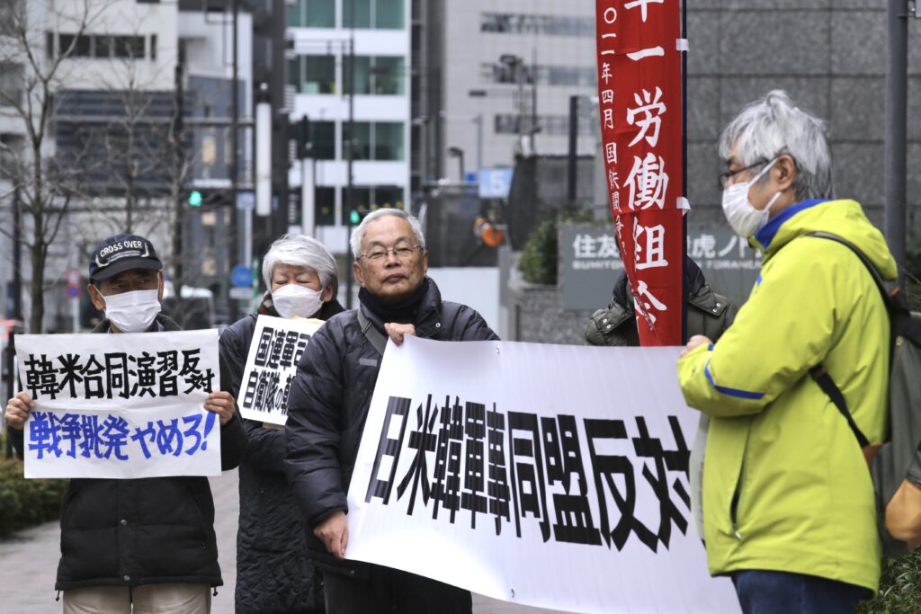 在韓米軍は、この演習は韓国領土への攻撃を阻止するのに役立つと述べた。 (ANJ)