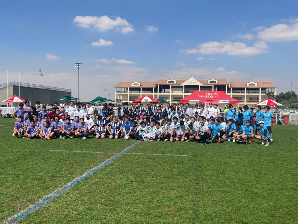 日本ガルフカップは、UAEで開催される日本人コミュニティのスポーツイベントとしては最大規模のもので、地域各地で活動するチームを招待し、親善試合を行う。(ANJ)