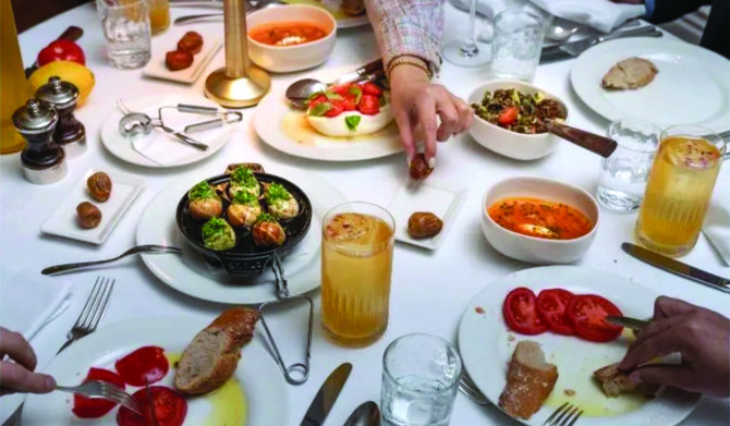La Petite Maisonでは、厳選されたフランス料理のイフタール・メニューを一人SR250(67ドル)で提供している。(提供)
