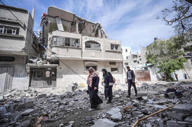 イスラエル軍のガザ侵攻により、パレスチナ自治区は廃墟と化し、数千人が死亡、数百万人が避難している。(AFP)