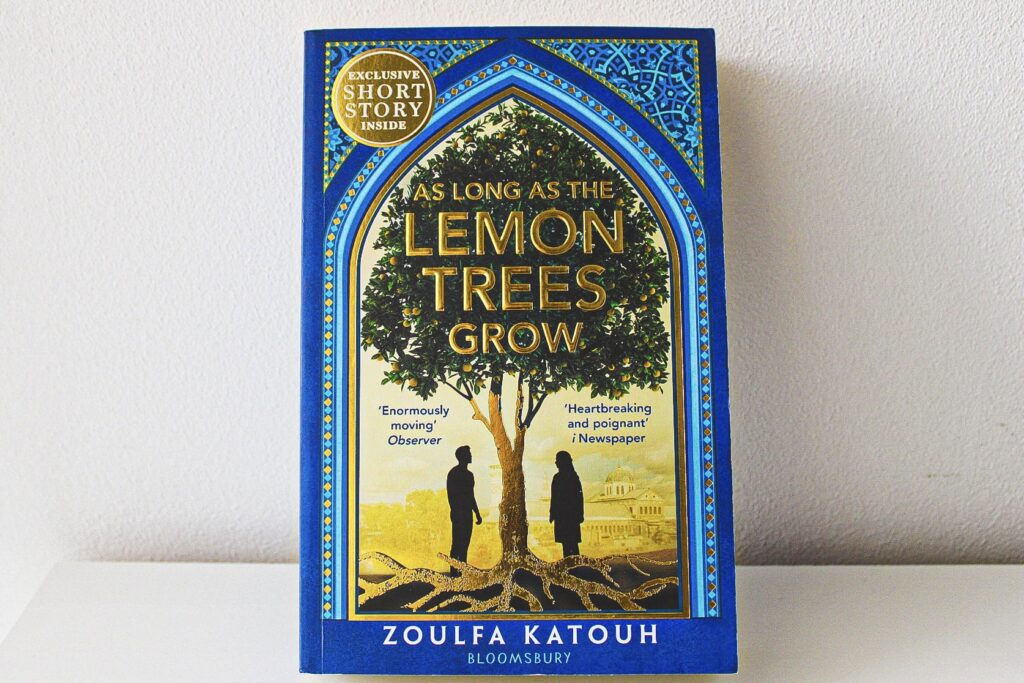 「As Long As The Lemon Trees Grow」は、シリア系カナダ人作家Zoulfa Katouh氏のデビュー作。(ANJ)