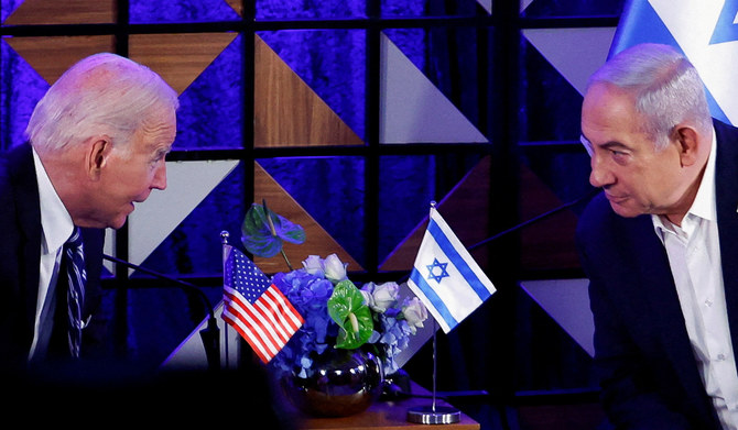 イスラエルとハマスの対立が続く中、イスラエルを訪問したベンヤミン・ネタニヤフ首相との会談に臨むジョー・バイデン米大統領（イスラエル・テルアビブ、2023年10月18日）。(REUTERS)