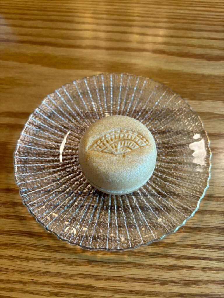 18時間煮込んだ和牛ビーフシチューをはじめ、和牛コンソメや和牛刺身など、和牛を使った多彩なメニューが用意される。(ANJ)