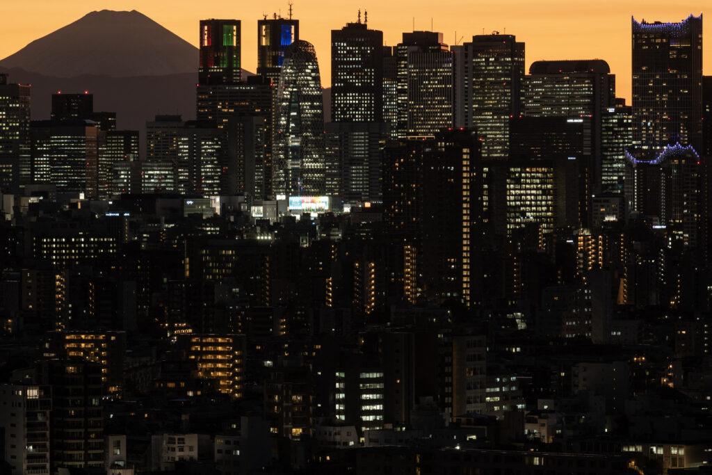 ルナーテは、今年3本目のETFとなるキメラS&PジャパンUCITS ETFが5月29日に上場し、トヨタやソニーなど東京証券取引所に上場している流動性の高い日本株上位30銘柄に投資できるようになると発表した。(AFP)
