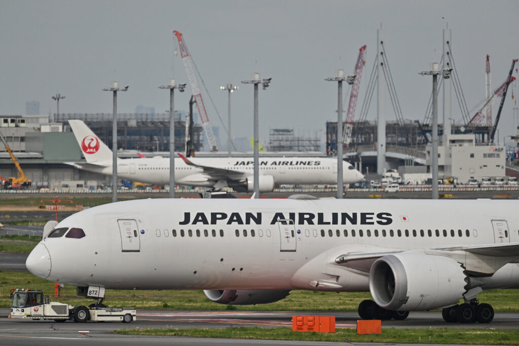 これらのトラブルを含め、昨年11月以降に国内外で発生した5事案を挙げて厳重注意した。(AFP)