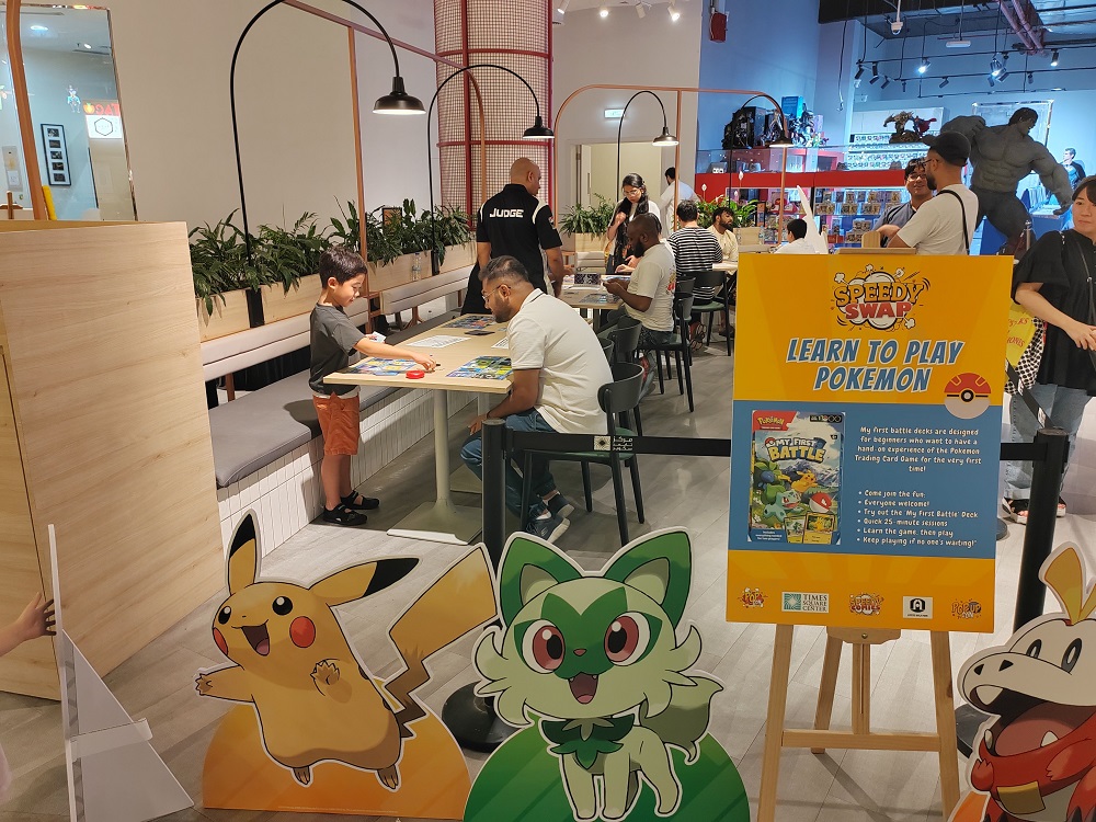 この2日間のイベントでは、ポケモンTCGのワークショップ、タミヤのミニ四駆レース、木工ワークショップなど様々な催しが行われた。(提供)