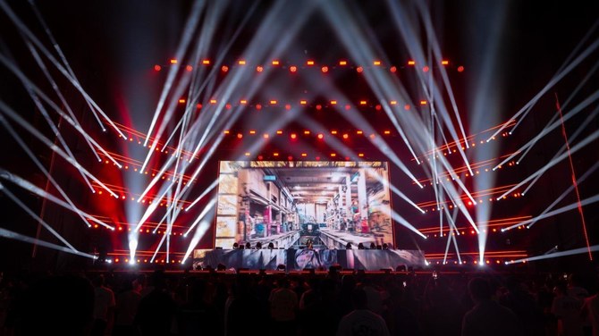 AFT_rの音楽ショーは、8月15日まで7週間にわたって毎週リヤド大通りで開催される。(提供)